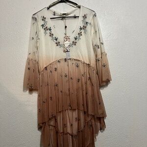 Gimmicks Women's Pink and Cream Blouse